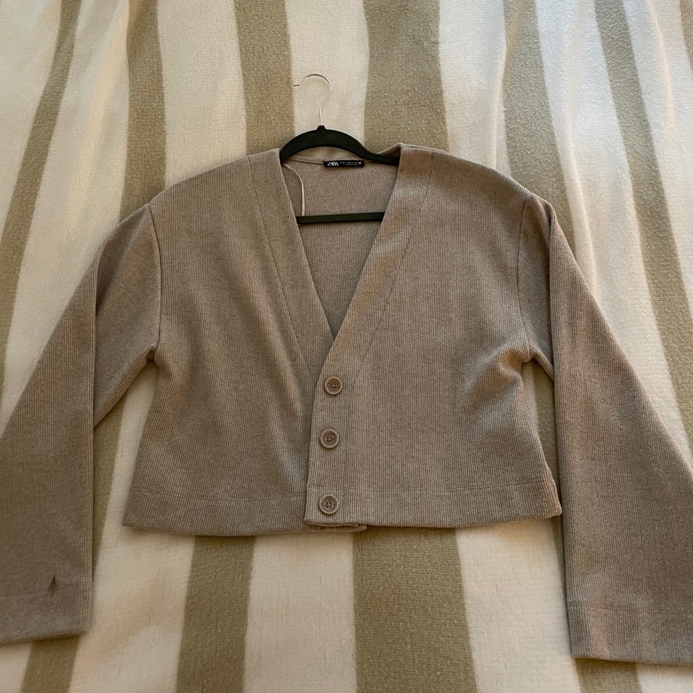 NEW Zara cropped cardigan